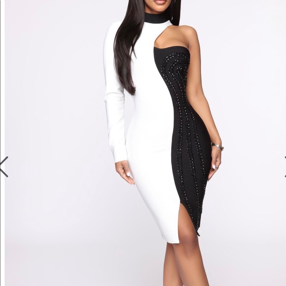 Notably classy bandage mini dress